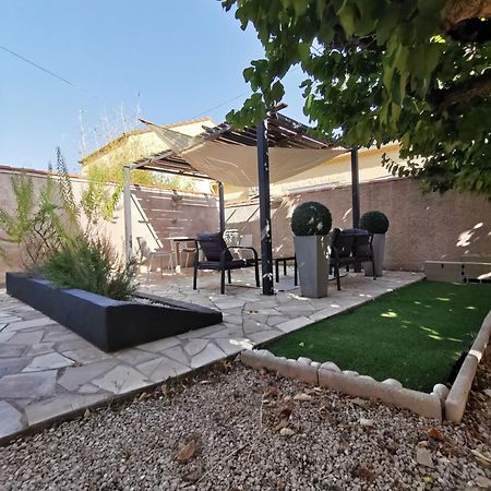 Bernis Gites Avec Grande Piscine Et Sa Terrasse Privative מראה חיצוני תמונה