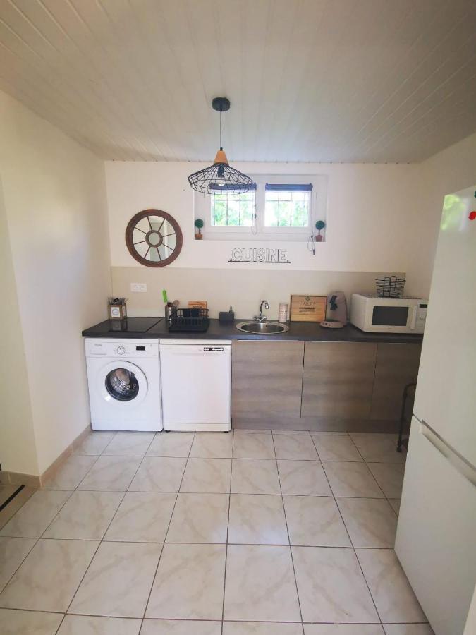 Bernis Gites Avec Grande Piscine Et Sa Terrasse Privative מראה חיצוני תמונה